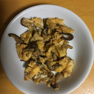 椎茸と卵のシンプル醤油炒め